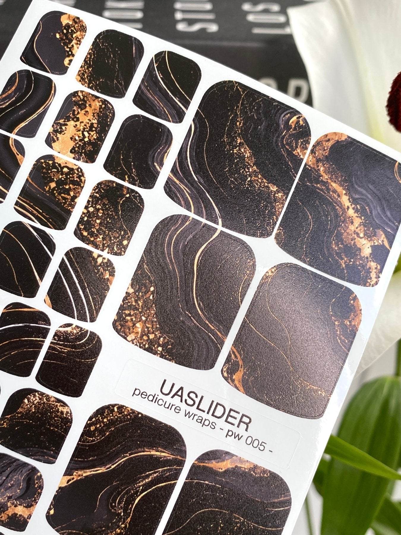 Marble Pedicure Nail Wraps — Black & Gold Swirl with Glitter | PW-005 - UASLIDER