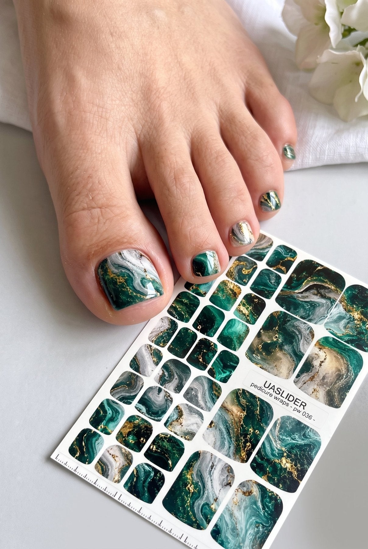 Marble Pedicure Nail Wraps — Emerald Green & Gold Marble | PW-036 - UASLIDER