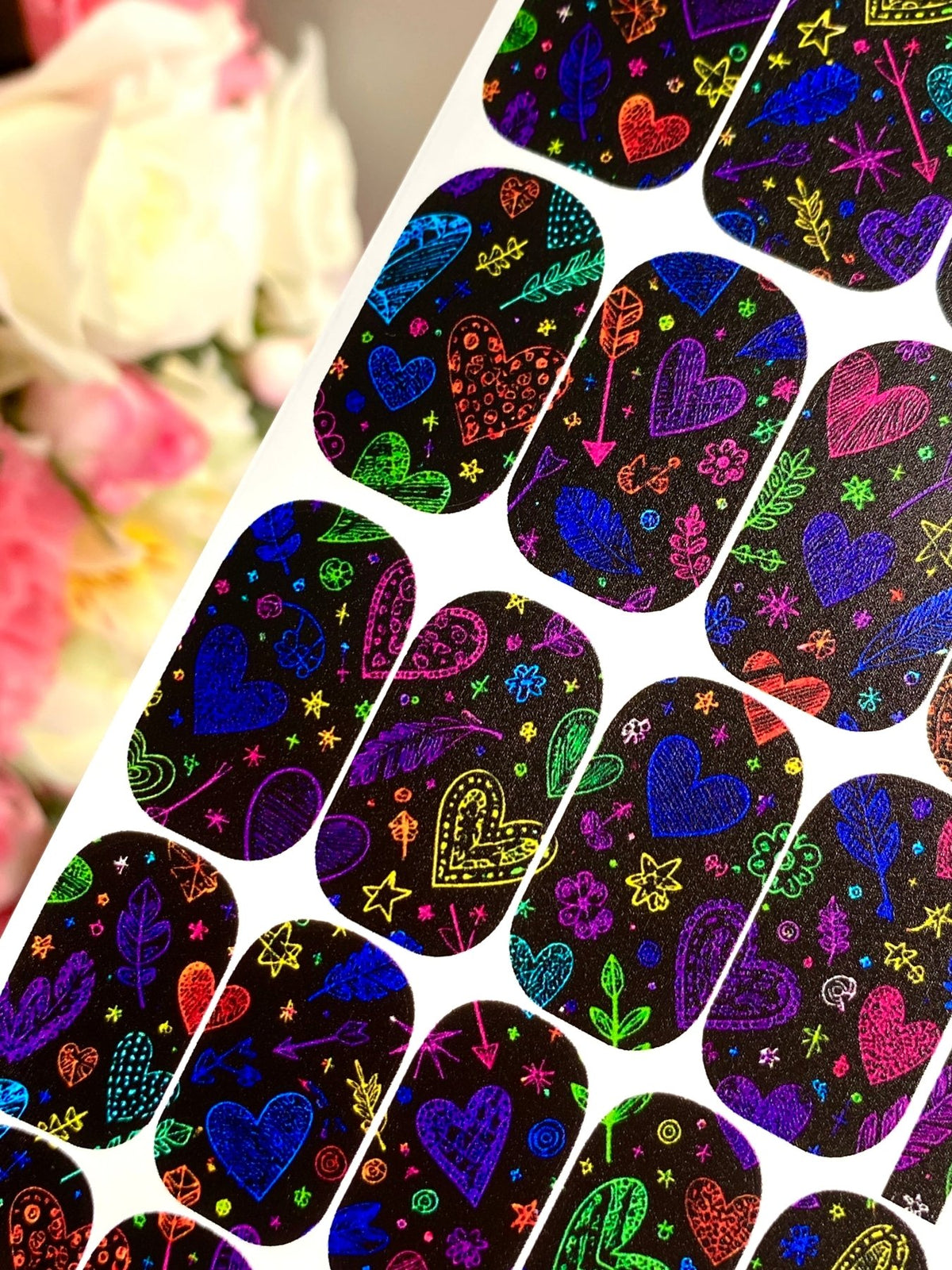 Neon Doodle Hearts Manicure Nail Wraps — Colorful on Black | mw-119 - UASLIDER