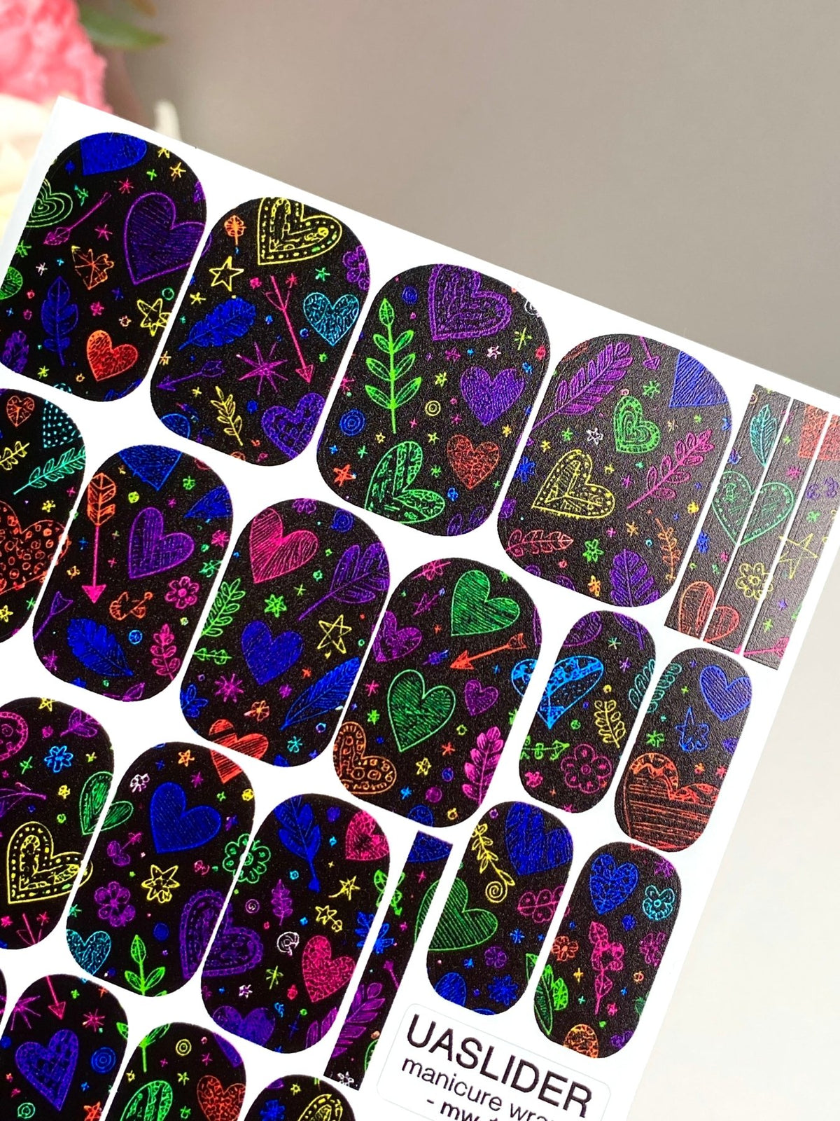 Neon Doodle Hearts Manicure Nail Wraps — Colorful on Black | mw-119 - UASLIDER
