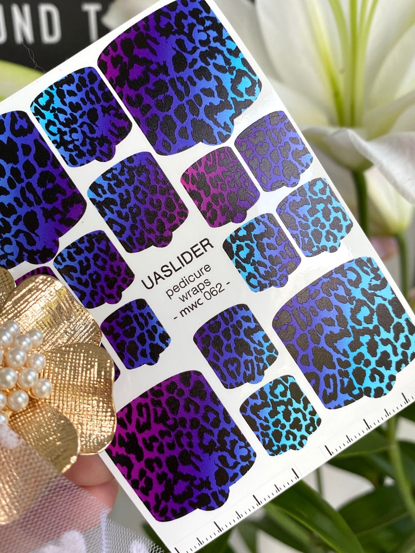 Neon Leopard Pedicure Nail Wraps — Purple & Blue Gradient Animal Print | MWC-062 - UASLIDER