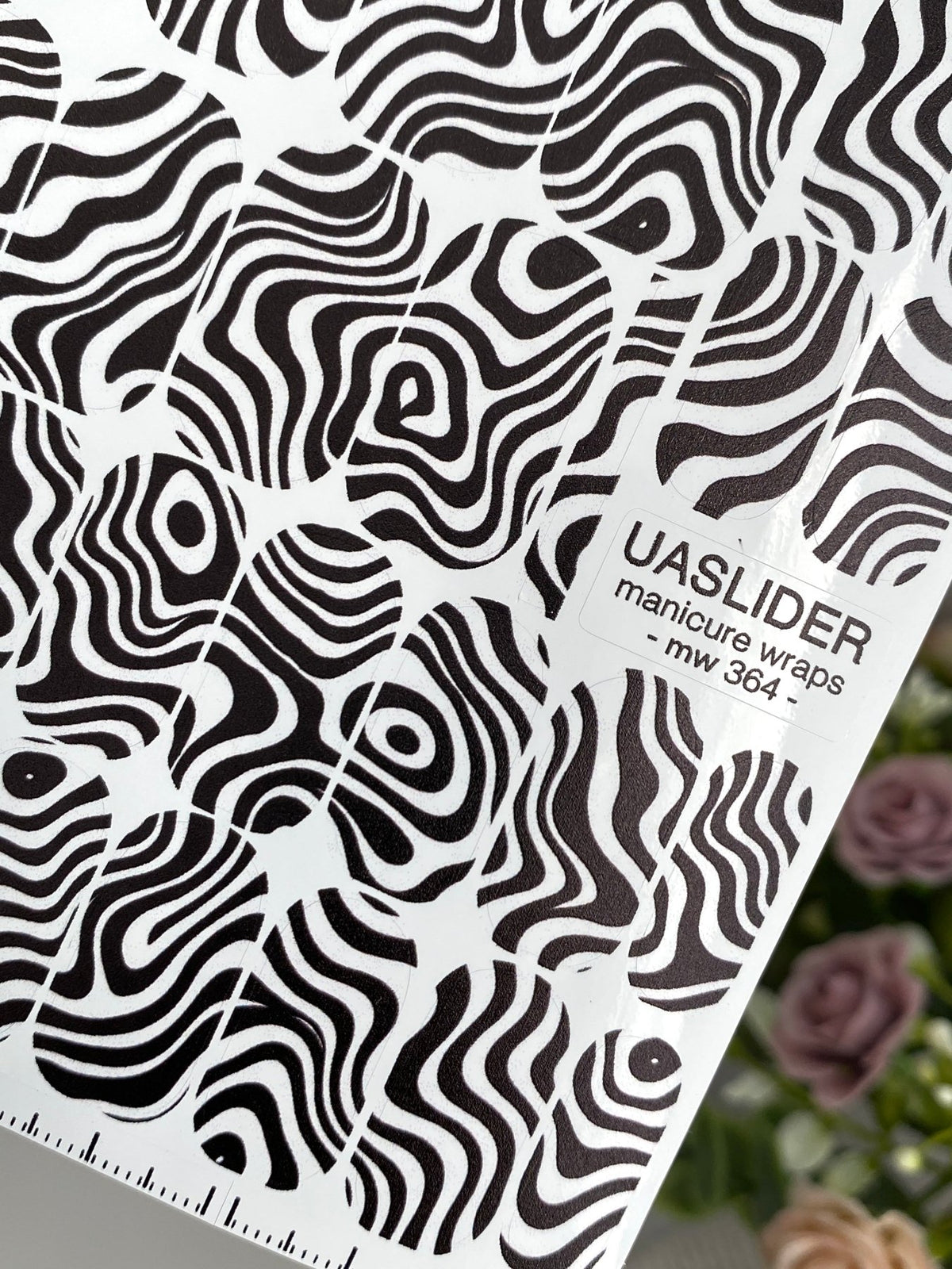 Op Art Wave Manicure Wraps — Black & White Swirls | mw-364 - UASLIDER