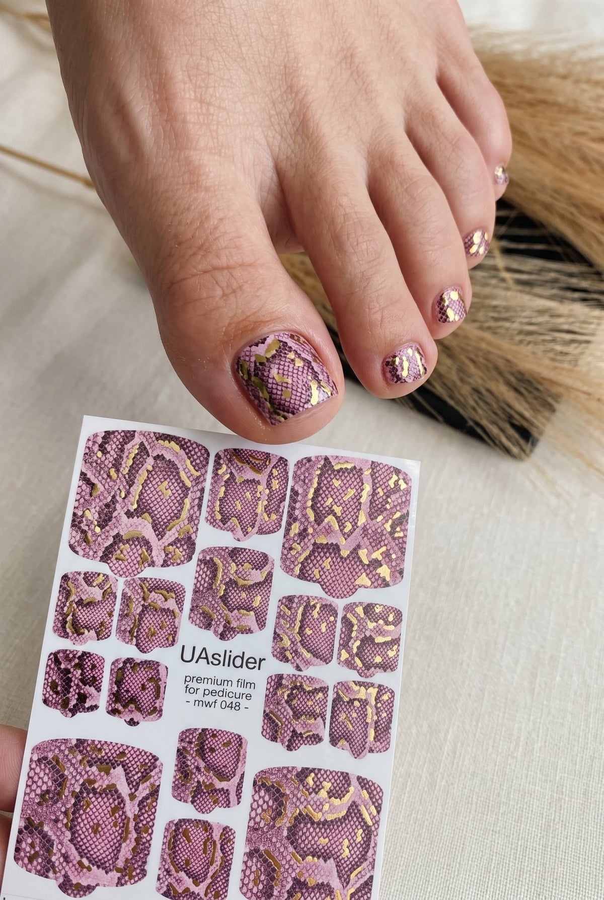 Pedicure nail wrap films mwf-048 | Nail Wrap Films for Pedicure | Lilac Snake Skin with Gold Foil - UASLIDER