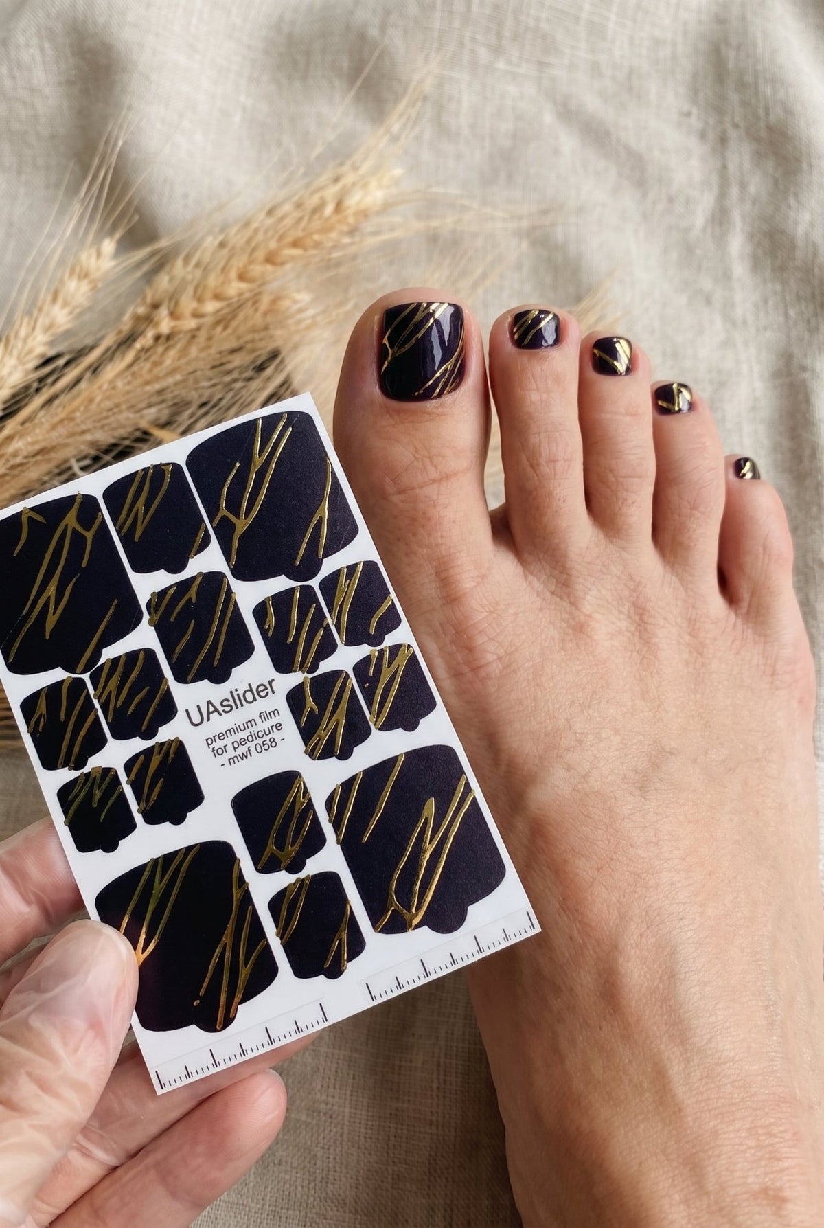 Pedicure nail wrap films mwf-058 | Nail Wrap Films for Pedicure | Black Abstract Lines with Gold Foil - UASLIDER
