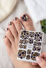 Pedicure nail wrap films mwf-067 | Nail Wrap Films for Pedicure | Black & Gold Giraffe Print with Foil Accents - UASLIDER