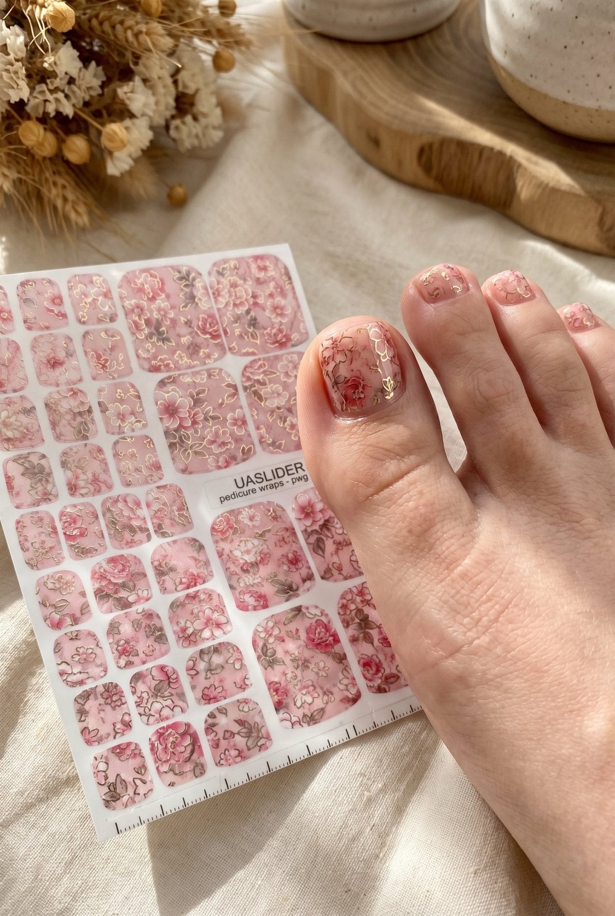Pink Floral Pedicure Nail Wraps — Gold Foil Garden | pwg-064 - UASLIDER