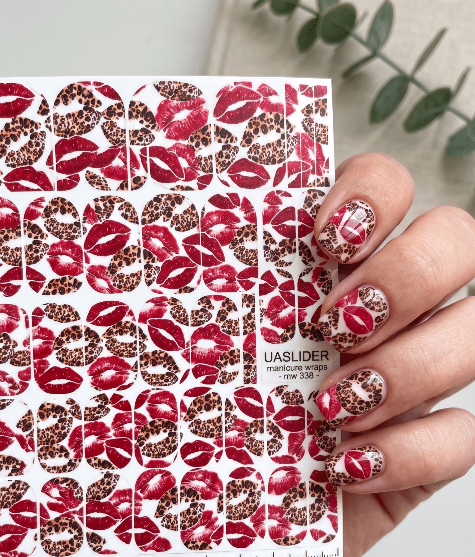 Red Kiss Manicure Nail Wraps — Leopard Lips | mw-338 - UASLIDER