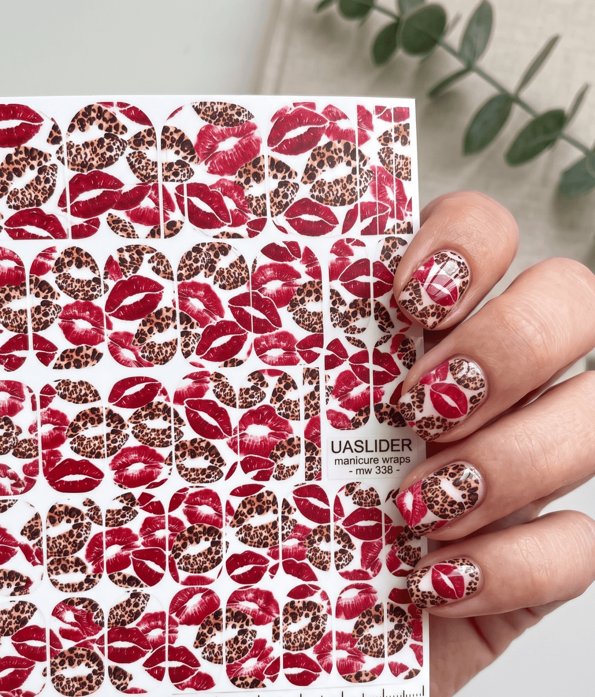 Red Kiss Manicure Nail Wraps — Leopard Lips | mw-338 - UASLIDER