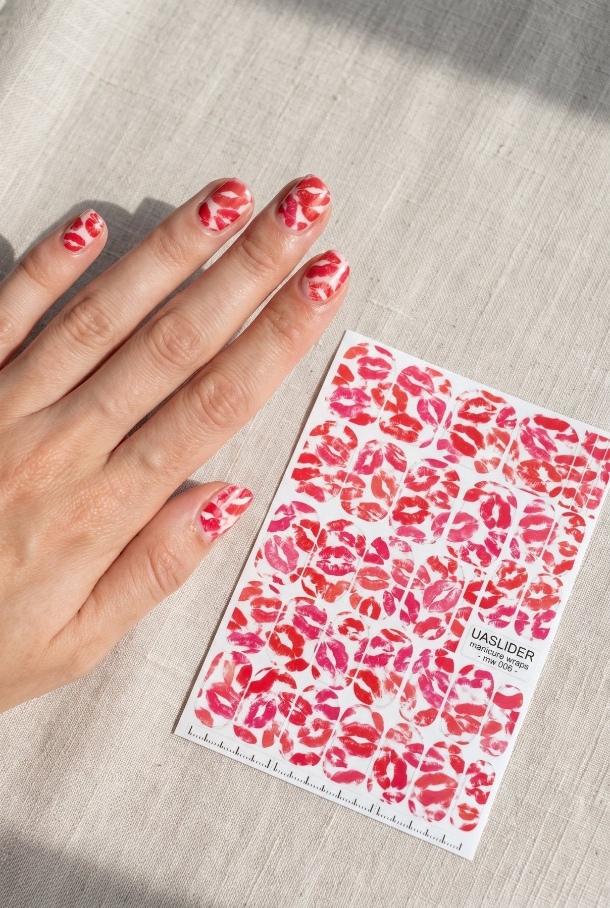 Red Kiss Manicure Nail Wraps — Lipstick Print | mw-006 - UASLIDER