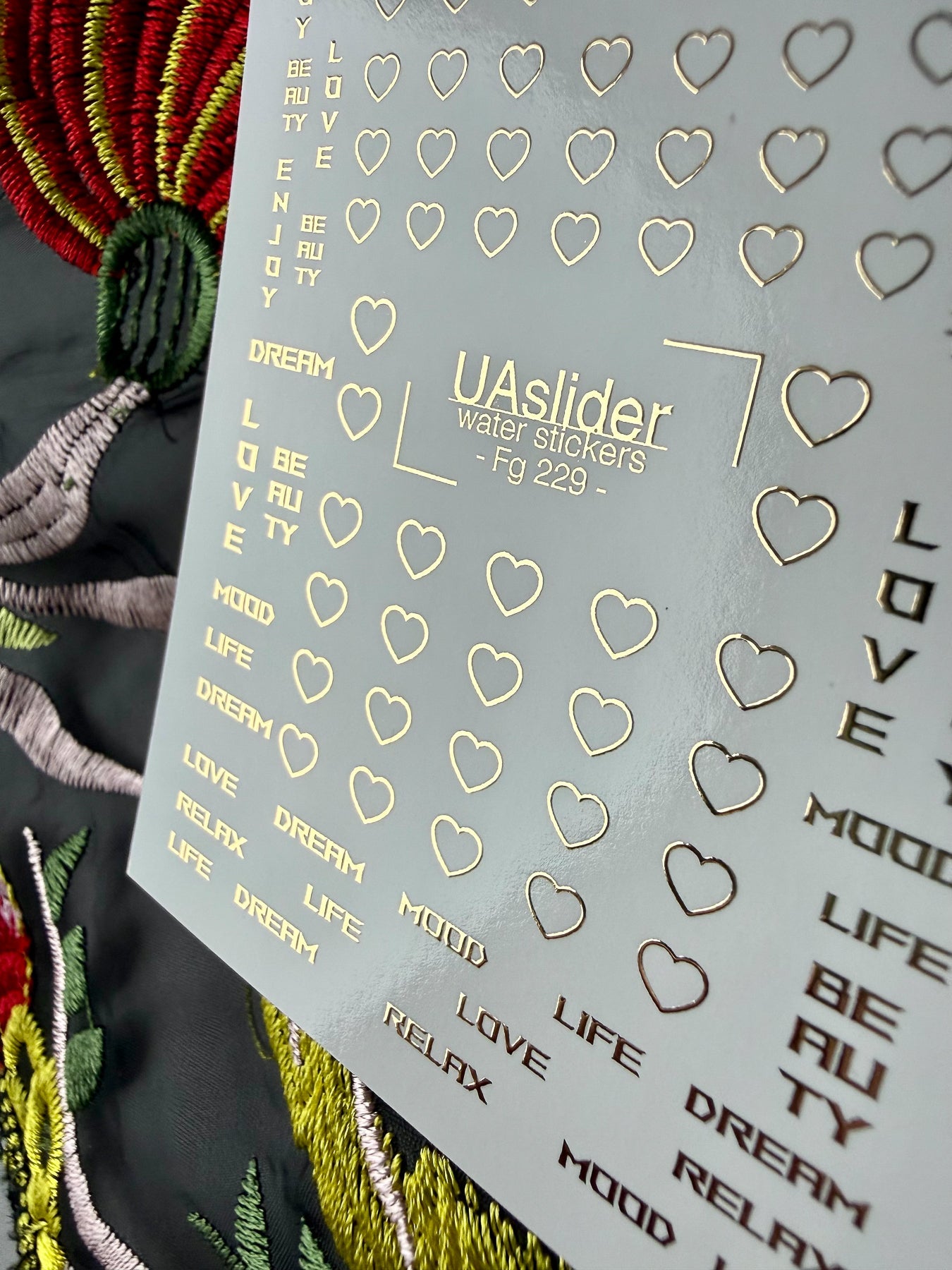 Scallop Line Nail Decals — Gold Foil Arc Pattern | Fg - 217 - UASLIDER