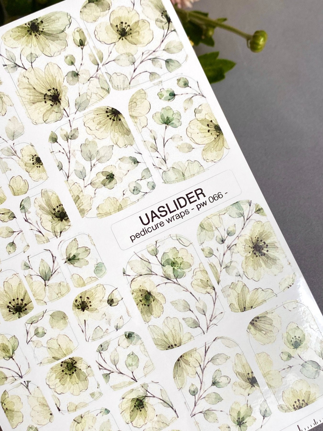Sheer Watercolor Floral Pedicure Nail Wraps — Pale Green & Cream | PW-066 - UASLIDER