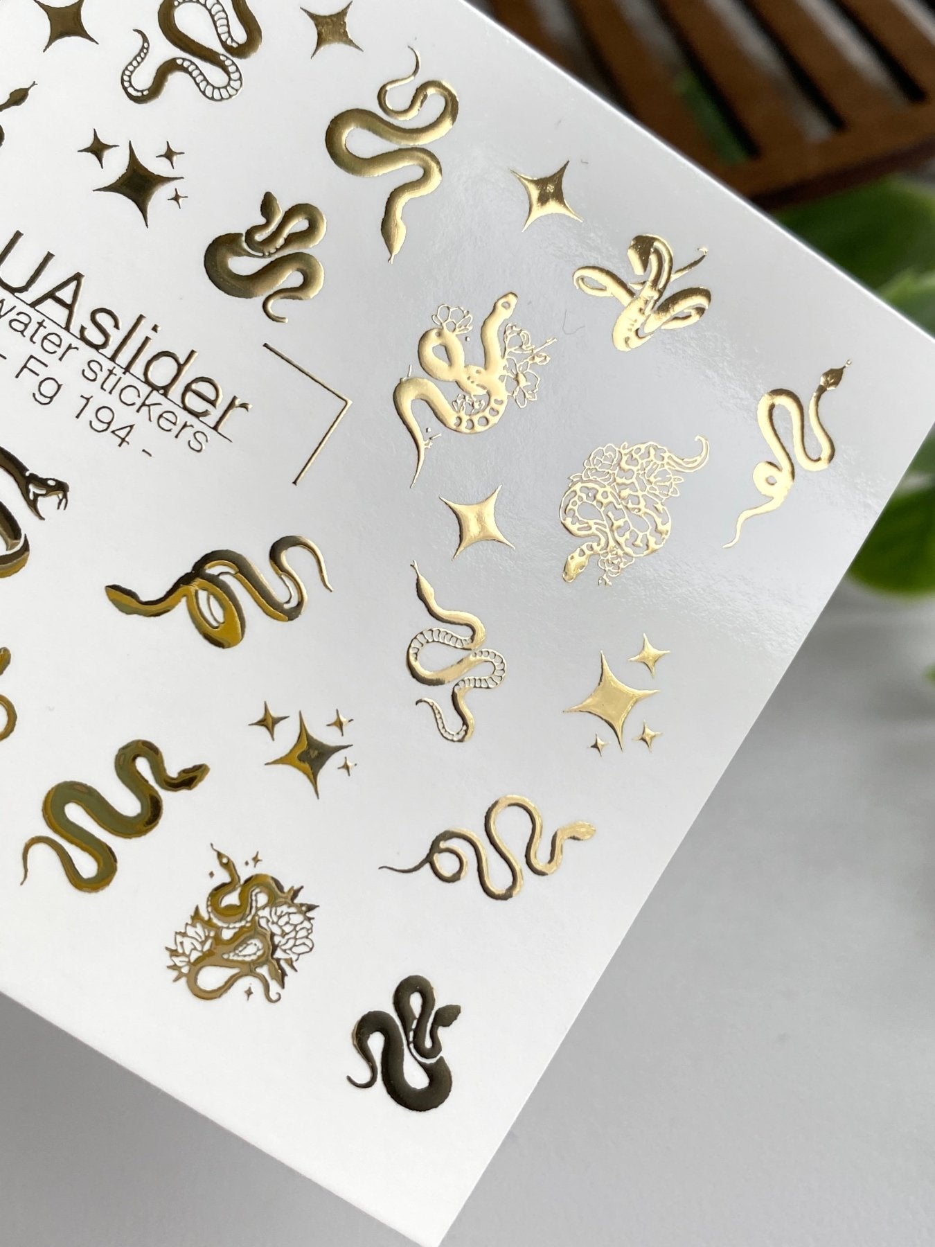 Snake Nail Decals — Gold Foil Serpents & Stars | Fg - 194 - UASLIDER