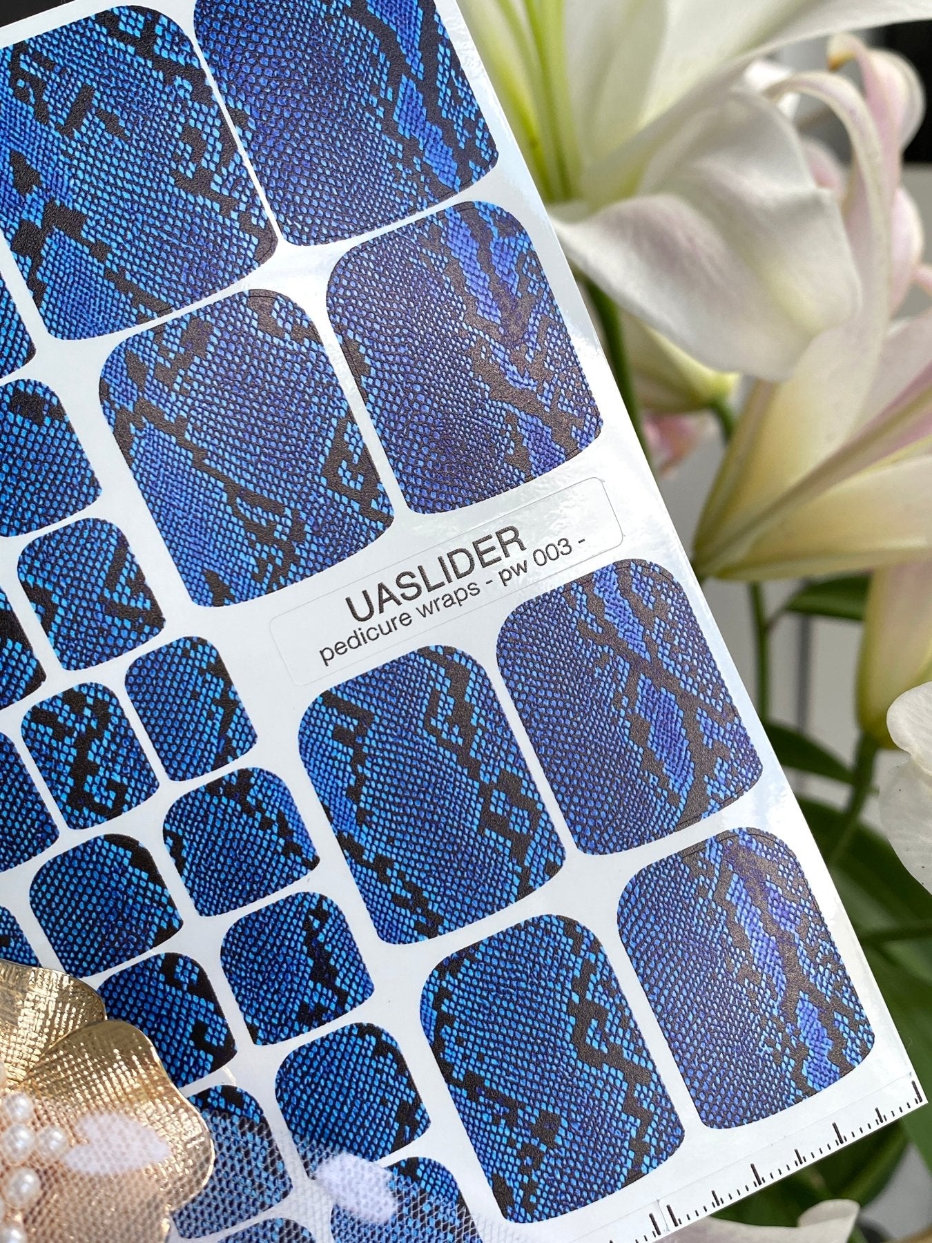 Snake Skin Pedicure Nail Wraps — Blue & Black Python Print | PW-003 - UASLIDER