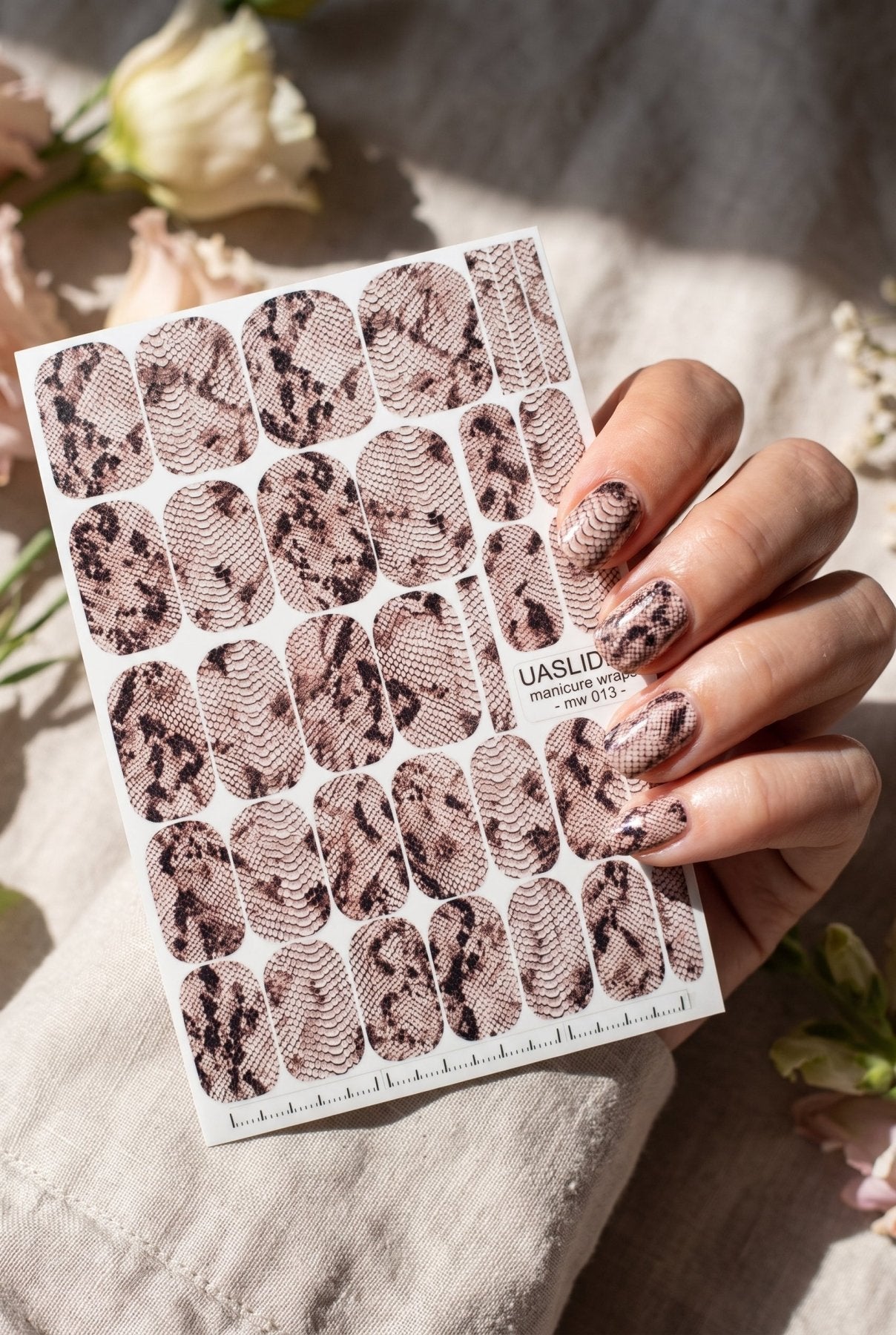 Snakeskin Manicure Nail Wraps — Beige Reptile Scale | mw-013 - UASLIDER
