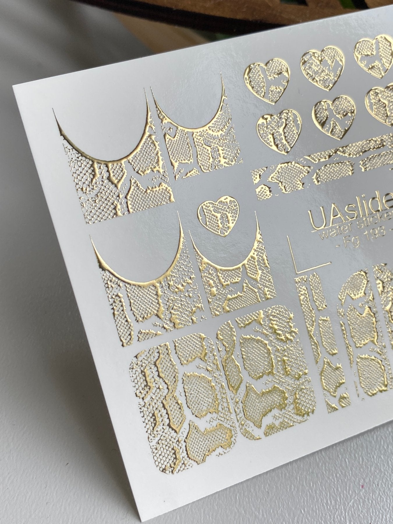 Snakeskin Moon Nail Decals — Gold Foil Hearts & Crescents | Fg - 193 - UASLIDER