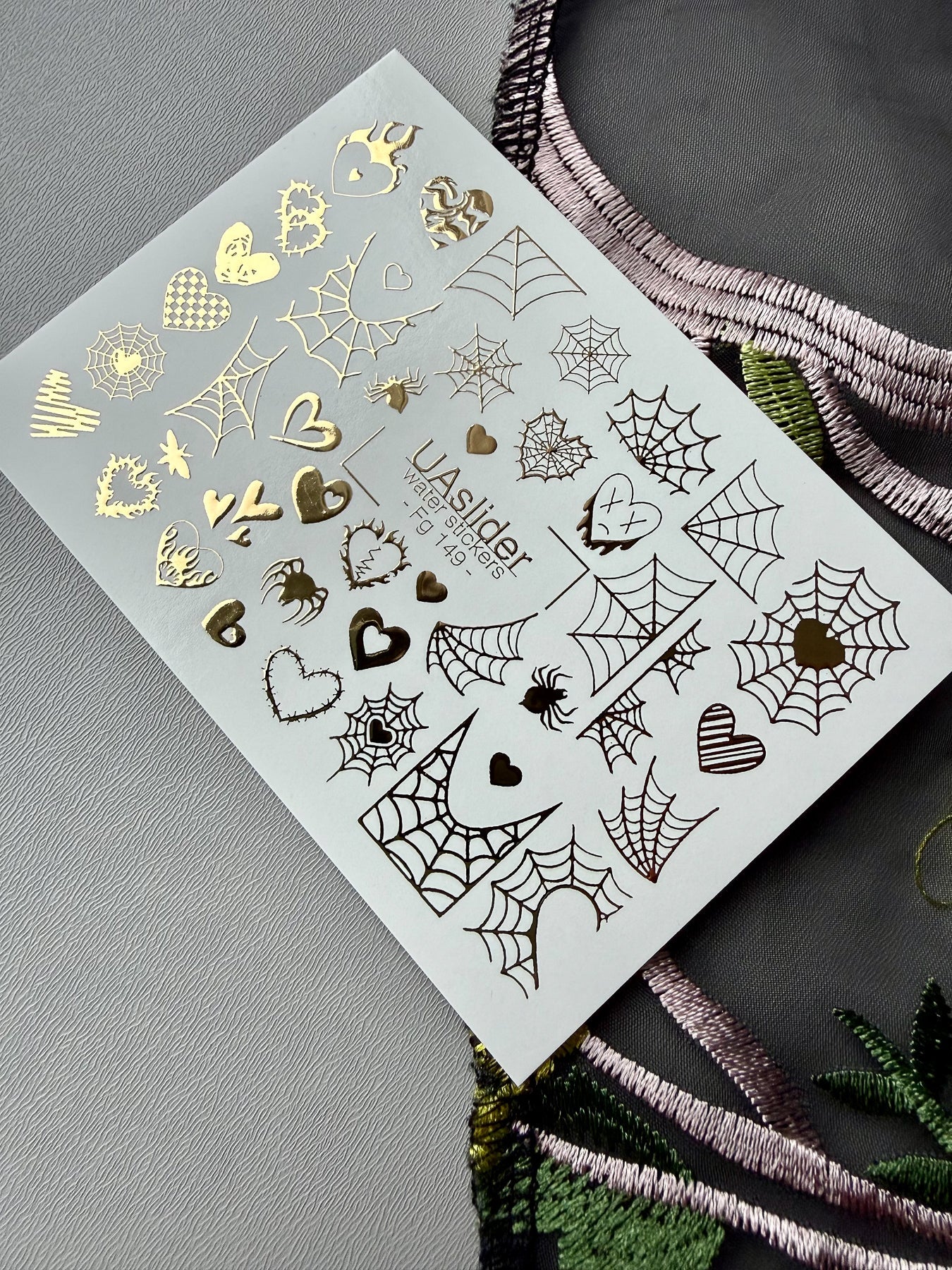 Spider Web Heart Nail Decals — Gold Foil Gothic Mix | Fg - 149 - UASLIDER