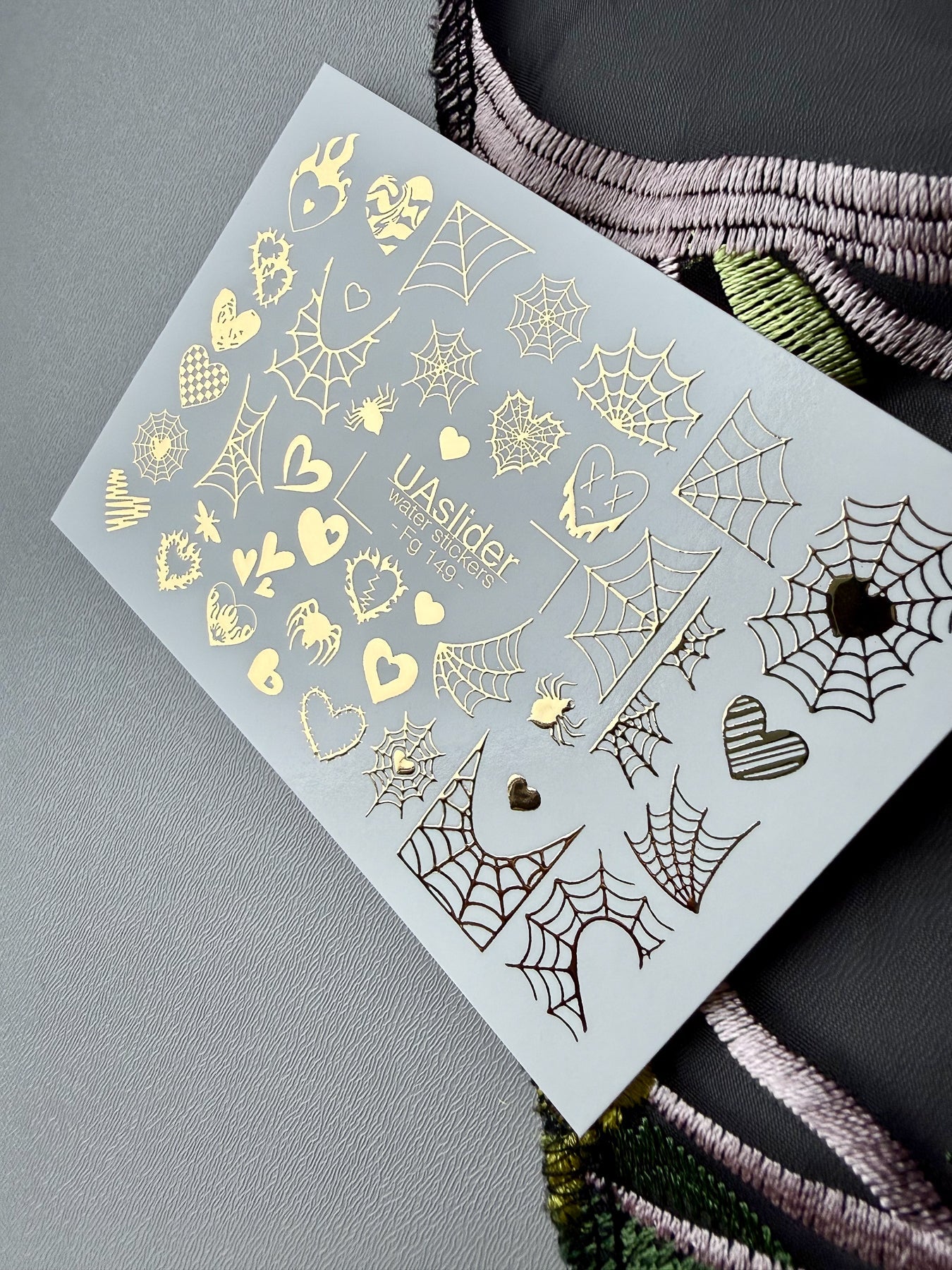 Spider Web Heart Nail Decals — Gold Foil Gothic Mix | Fg - 149 - UASLIDER