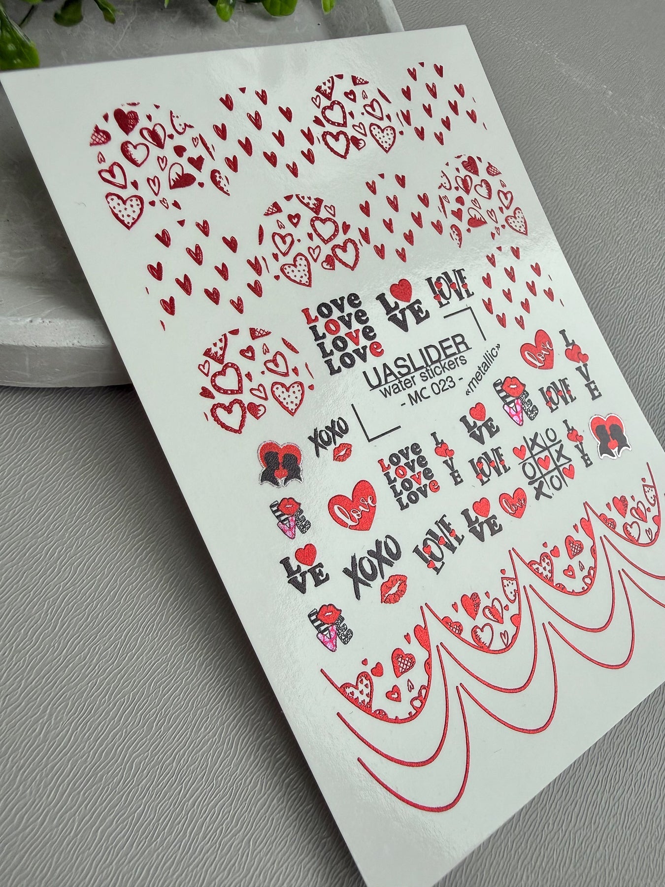 Valentine Nail Decals — Metallic Love Text XOXO Hearts | MC-023 - UASLIDER