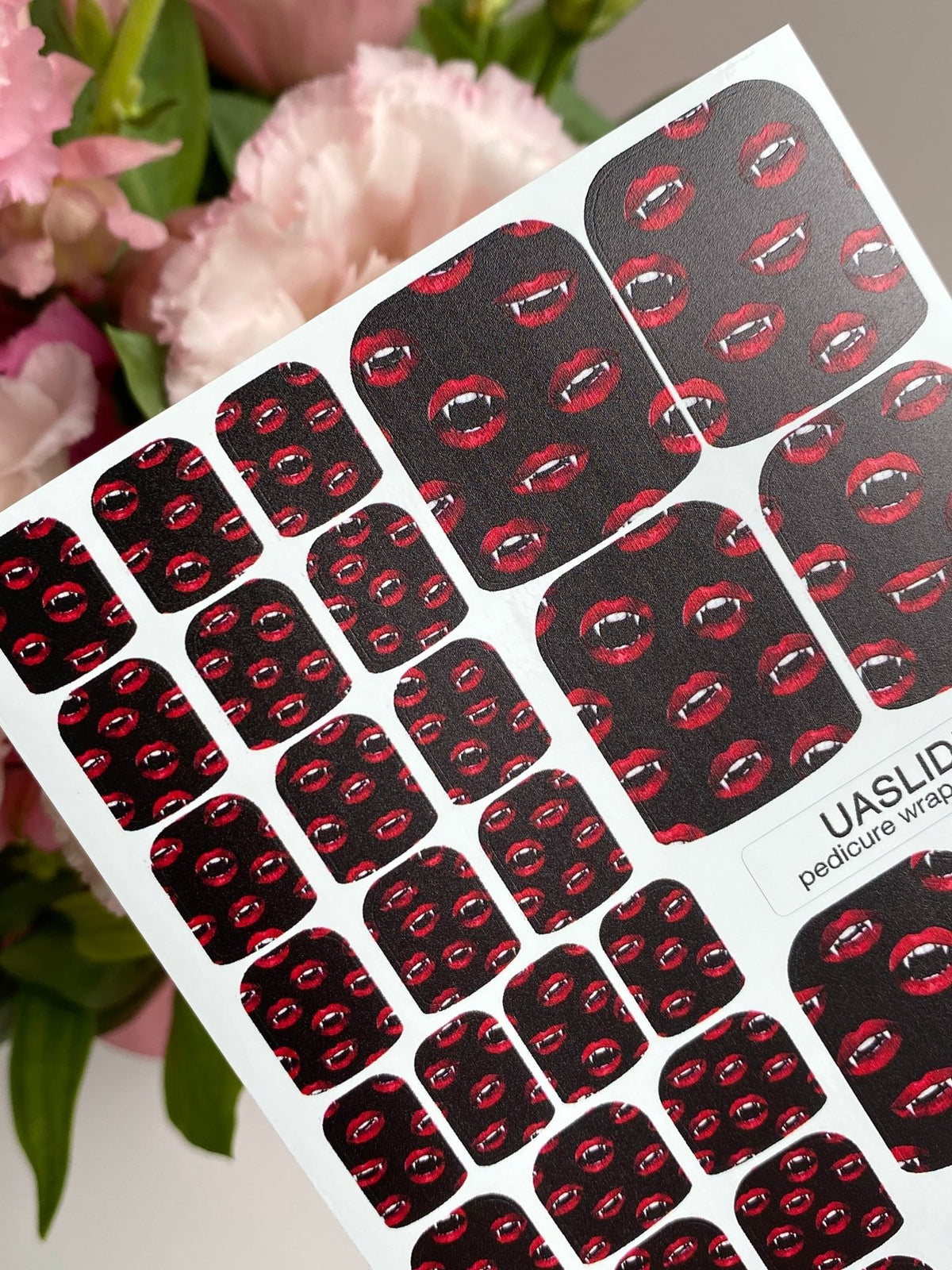 Vampire Lips Pedicure Wraps — Red Fangs on Black | pw-326 - UASLIDER